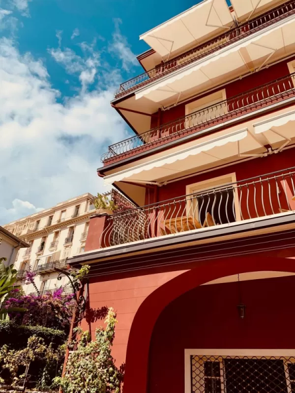 Chambre d'hôte, Menton, La Fabrique à Poupées