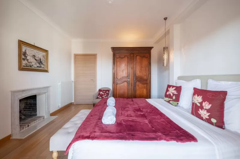 La Chambre de Rosy, Menton, La Fabrique à Poupées