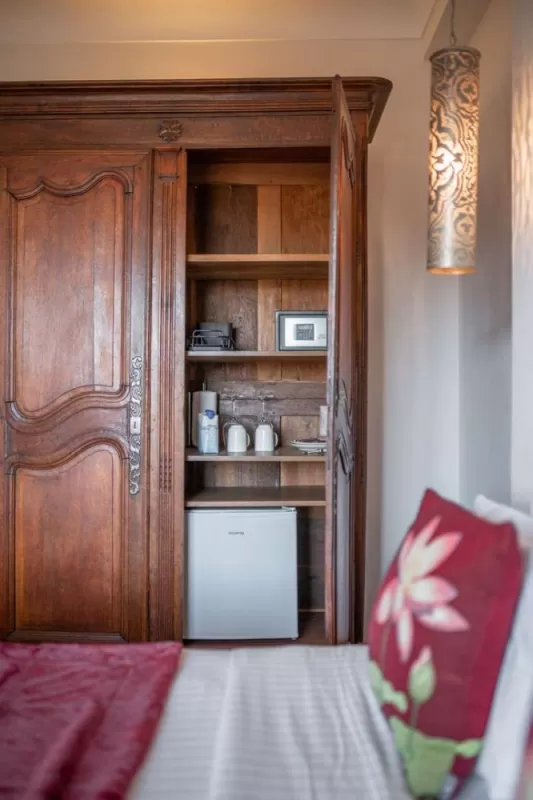 La Chambre de Rosy, Menton, La Fabrique à Poupées