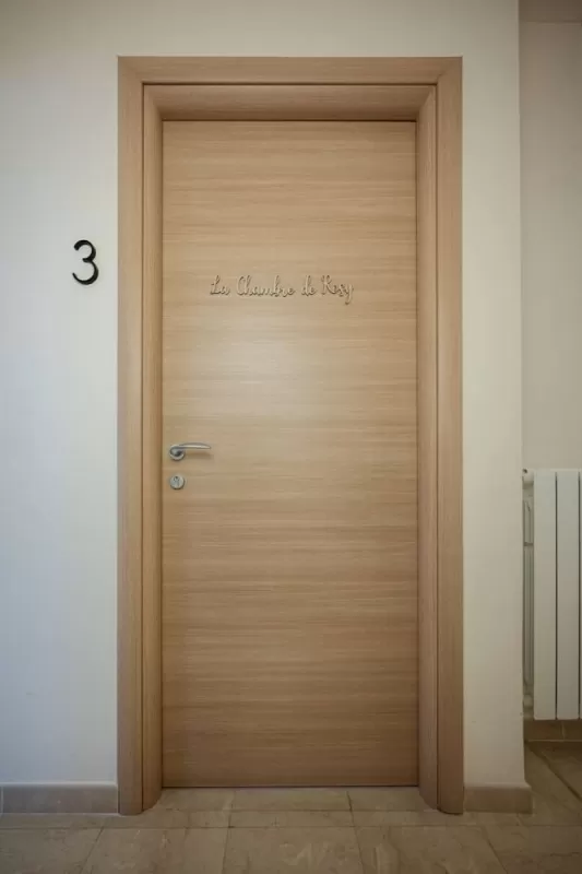 Chambre d'hôte, Menton, La Fabrique à Poupées