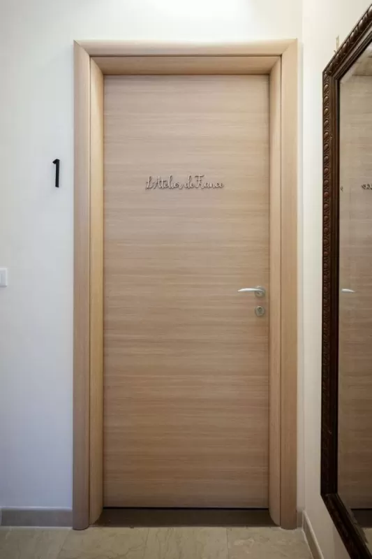 Chambre d'hôte, Menton, La Fabrique à Poupées