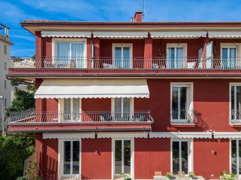 Chambre d'hôte, Menton, La Fabrique à Poupées