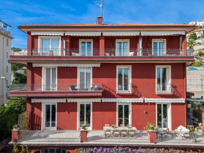 Chambre d'hôte, Menton, La Fabrique à Poupées