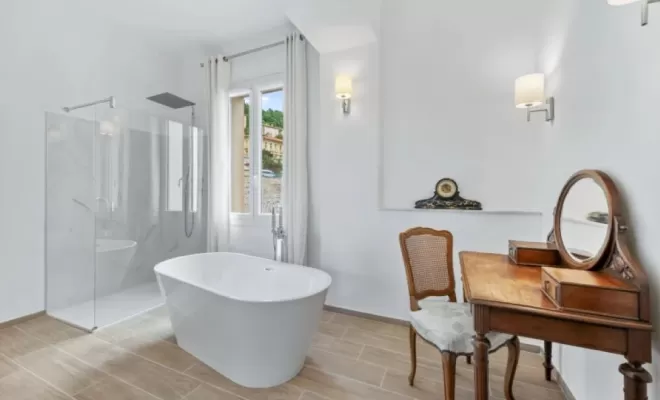 L'Atelier de France Appartement, Menton, La Fabrique à Poupées